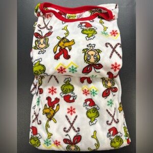 Dr. Seuss Grinch Holiday Pajama Set